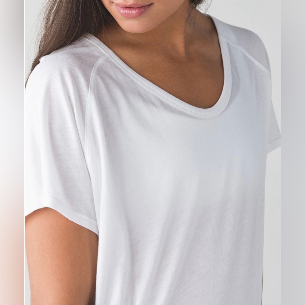 Lululemon Restore Short Sleeve Sz 6